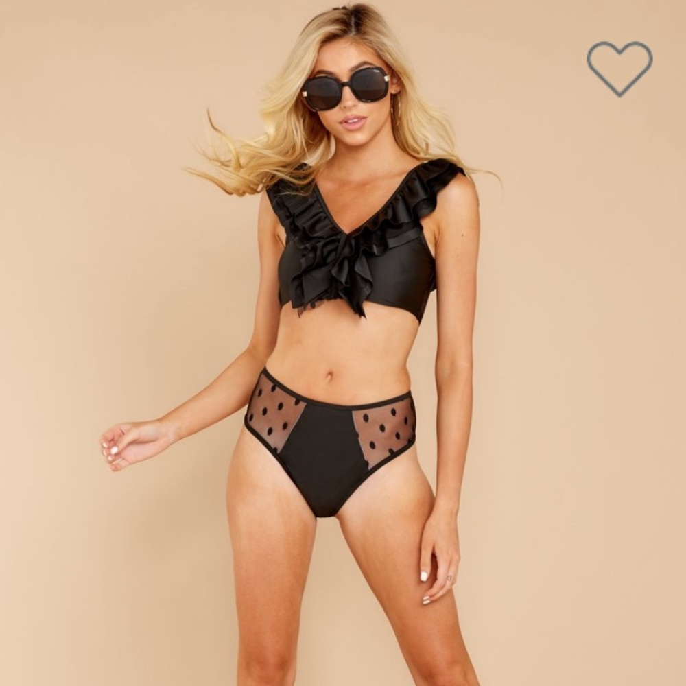 Bikini ruffle top